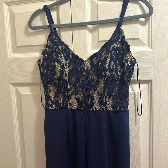 Mi Ami jumpsuit with lacy top, solid color bottom - Picture 3 of 3